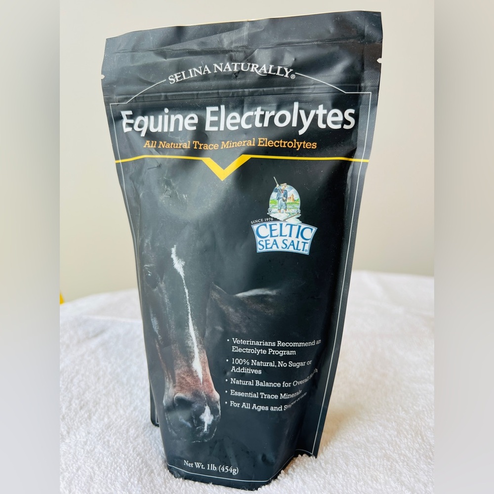 Celtic Sea Salt Selina Naturally Crumbled Horse Electrolytes, 1 lb. - Picture 4 of 6